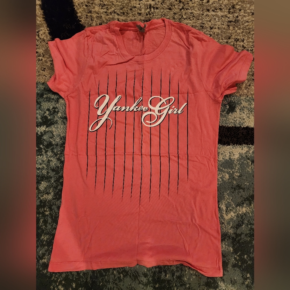 Yankees T shirt